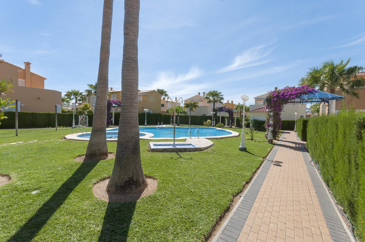 Family Beach Malibu II Oliva Habitación foto